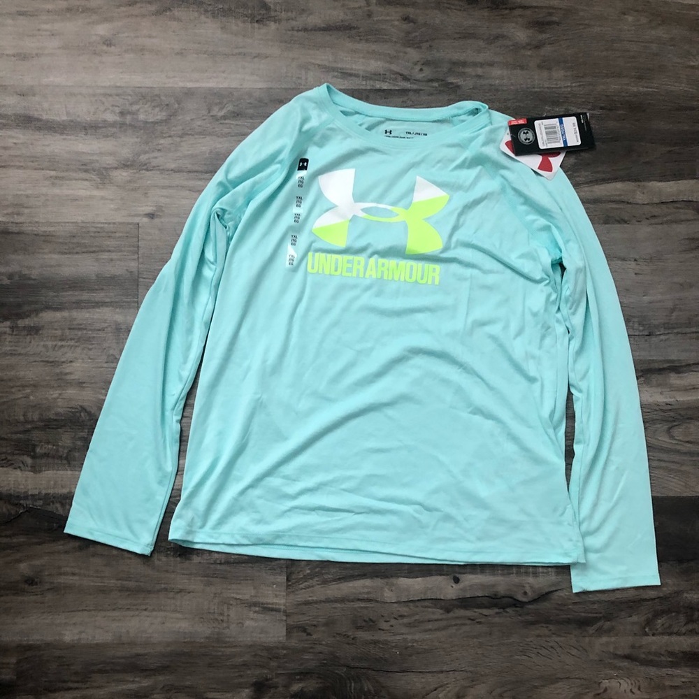 Under Armor long sleeve shirt